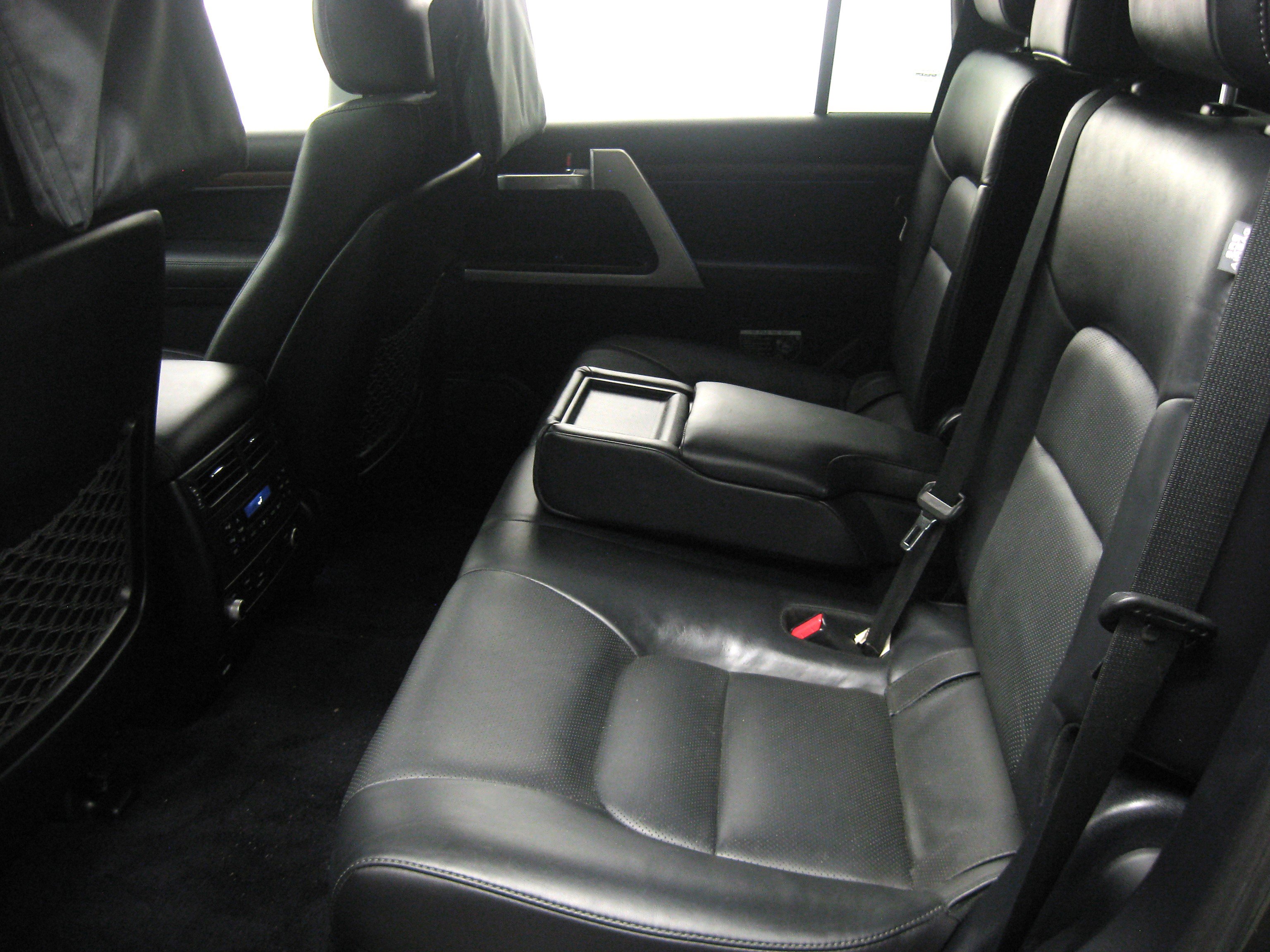 Certified 2017 Toyota Land Cruiser image 13