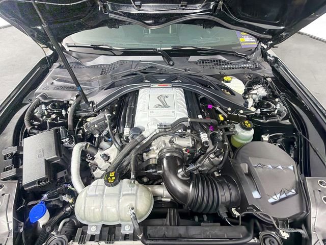 Used 2021 Ford Mustang Shelby GT500 w/ Carbon Fibre Track Pack RWD image 33
