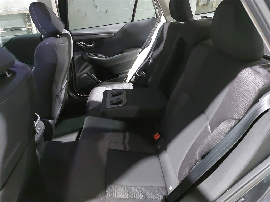 Used 2025 Subaru Outback Premium w/ Popular Package #1A image 15