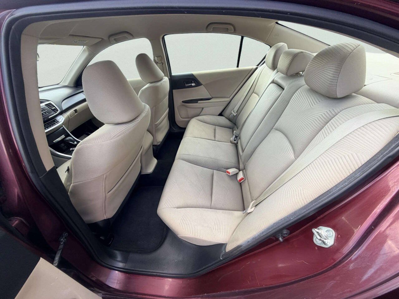 Used 2015 Honda Accord LX image 22