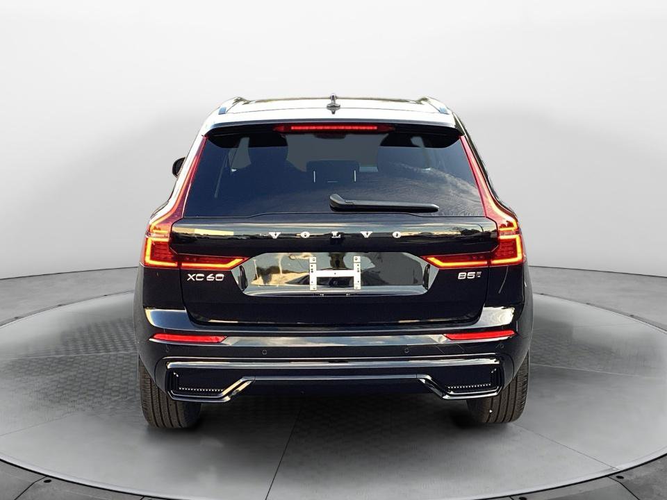 New 2027 Volvo XC60 B5 Core AWD/4WD image 6