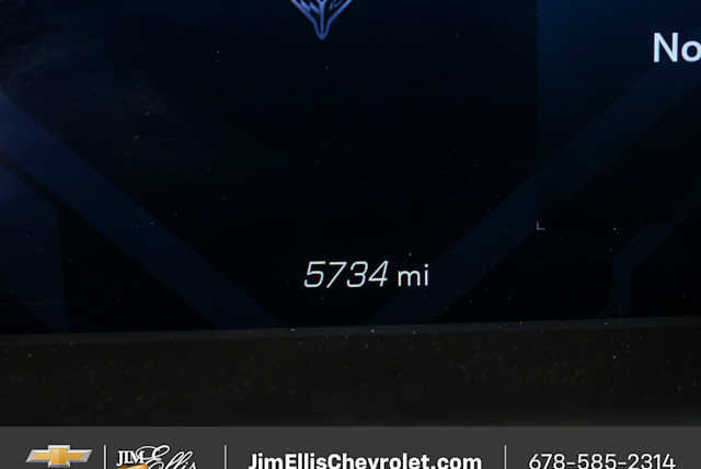 Used 2022 Chevrolet Corvette Stingray Premium Conv w/ Z51 Performance Package RWD image 12