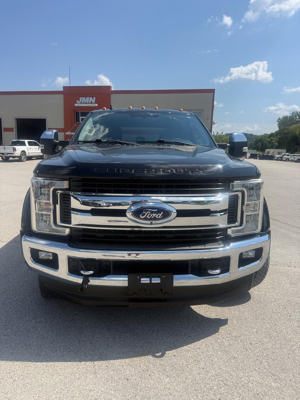 Used 2019 Ford F450 XLT w/ XLT Premium Package AWD/4WD image 3