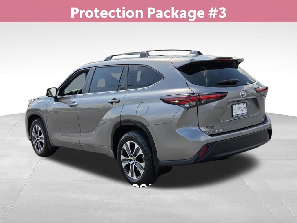 Used 2026 Toyota Highlander XLE AWD/4WD image 4