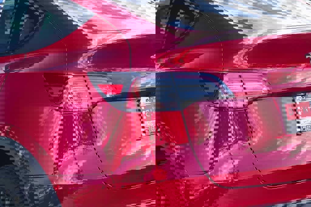 Used 2024 Tesla Model Y Long Range image 7