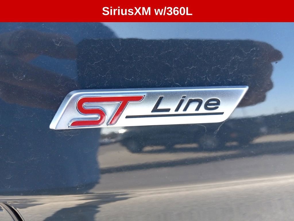 Used 2021 Ford Edge ST-Line w/ Cold Weather Package image 8