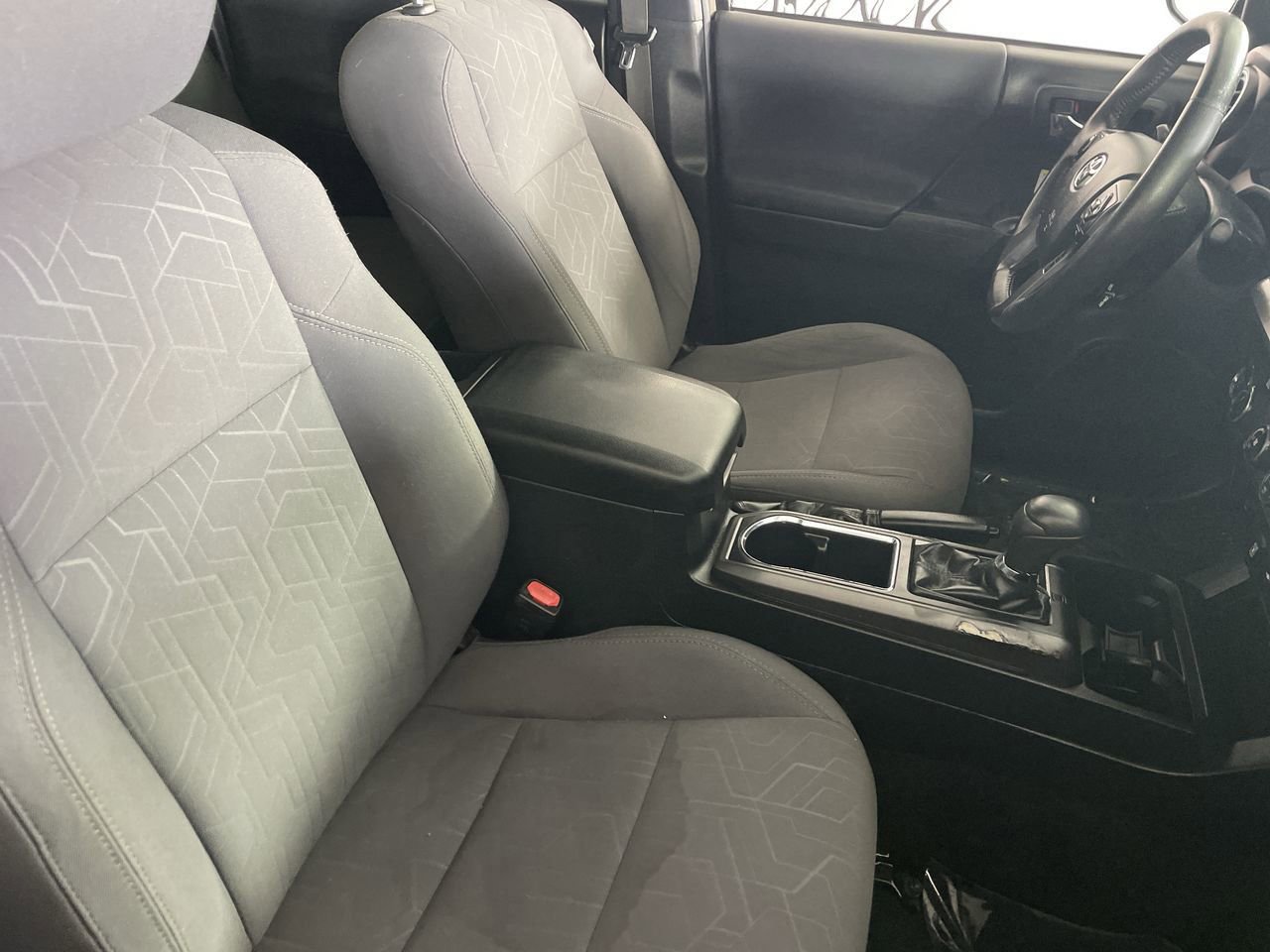 Used 2019 Toyota Tacoma TRD Off-Road image 26