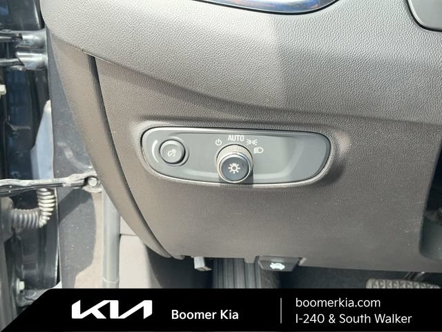 Used 2023 Chevrolet Equinox LT FWD image 18