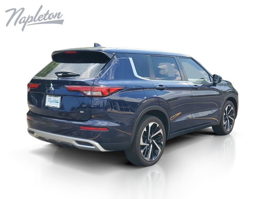 Used 2024 Mitsubishi Outlander SE FWD image 6