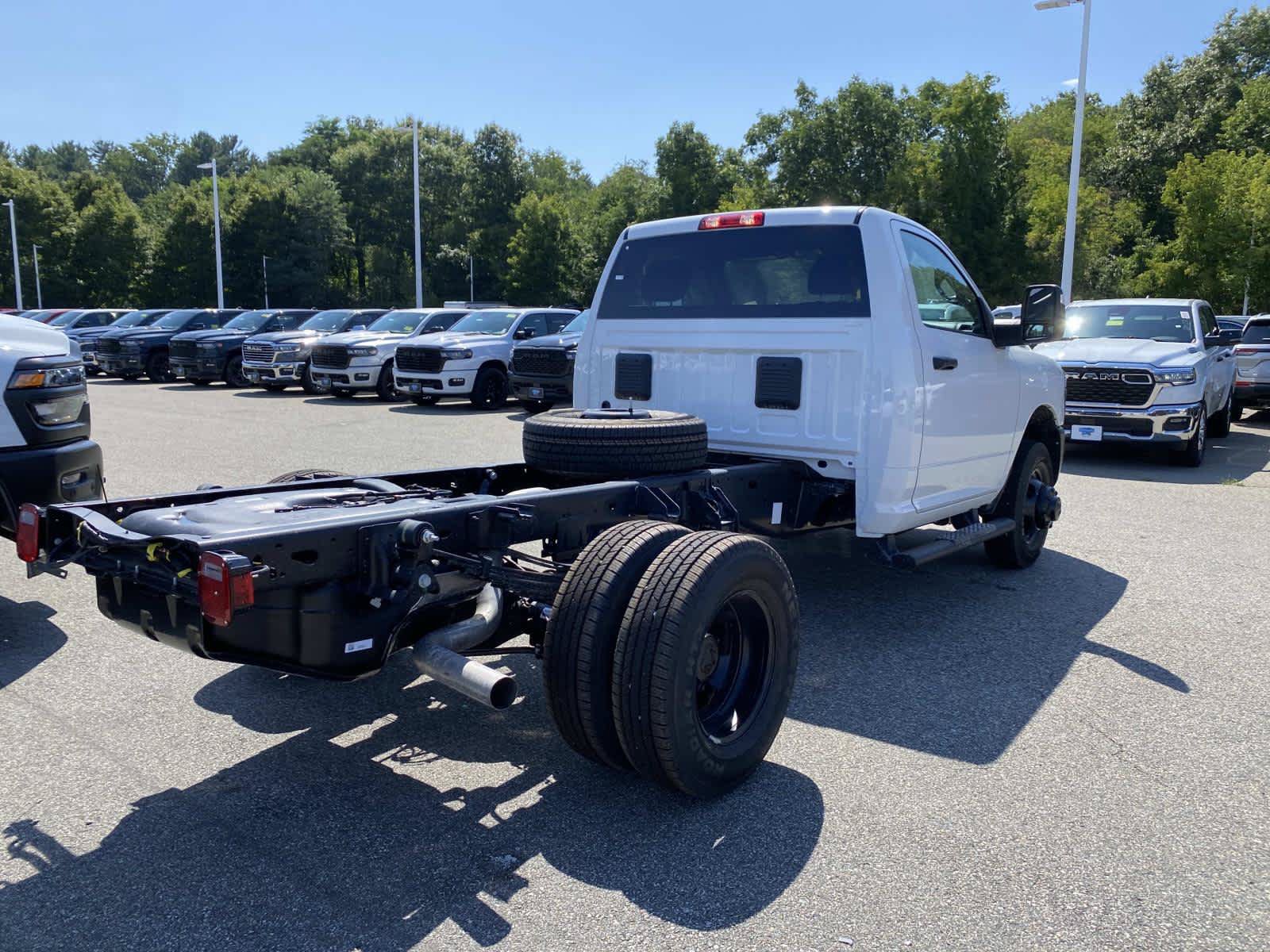 New 2026 RAM 3500 Tradesman AWD/4WD image 3