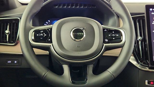 New 2026 Volvo XC90 T8 Plus w/ Protection Package AWD/4WD image 25