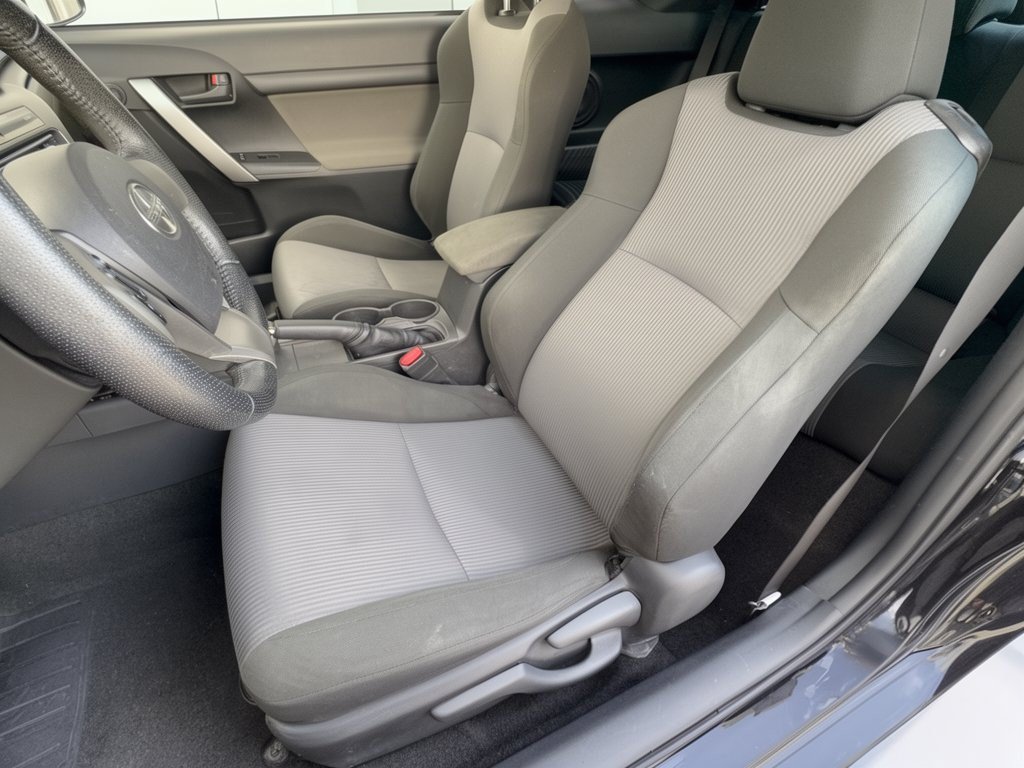 Used 2014 Scion tC FWD image 5