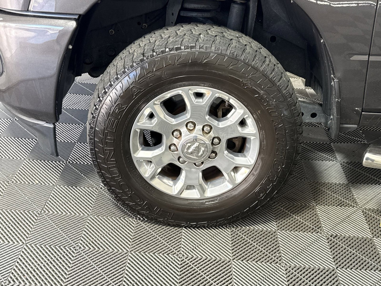Used 2023 RAM 2500 Laramie AWD/4WD image 12