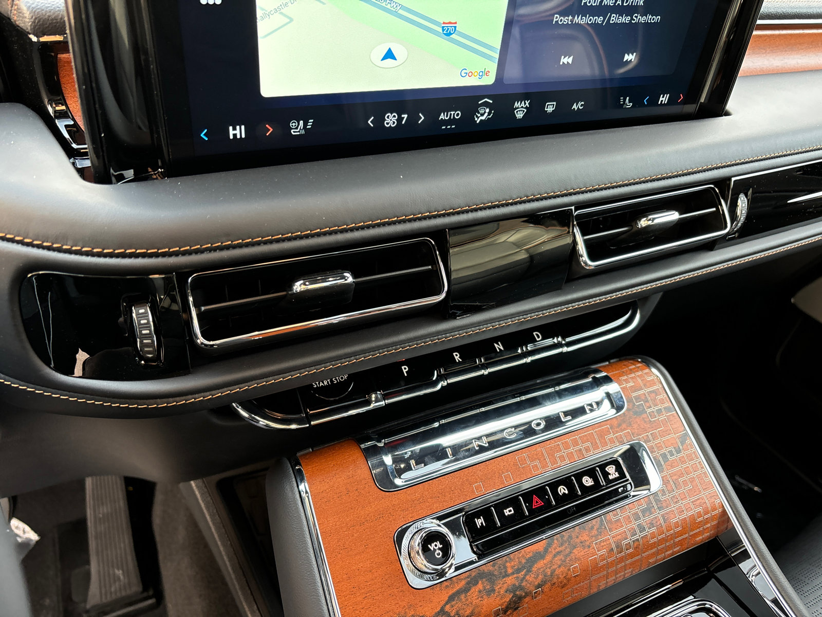 New 2025 Lincoln Aviator Black Label image 23