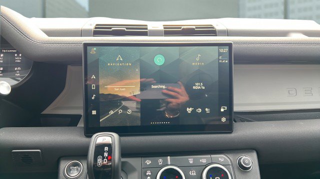 Used 2023 Land Rover Defender 130 X-Dynamic SE image 26