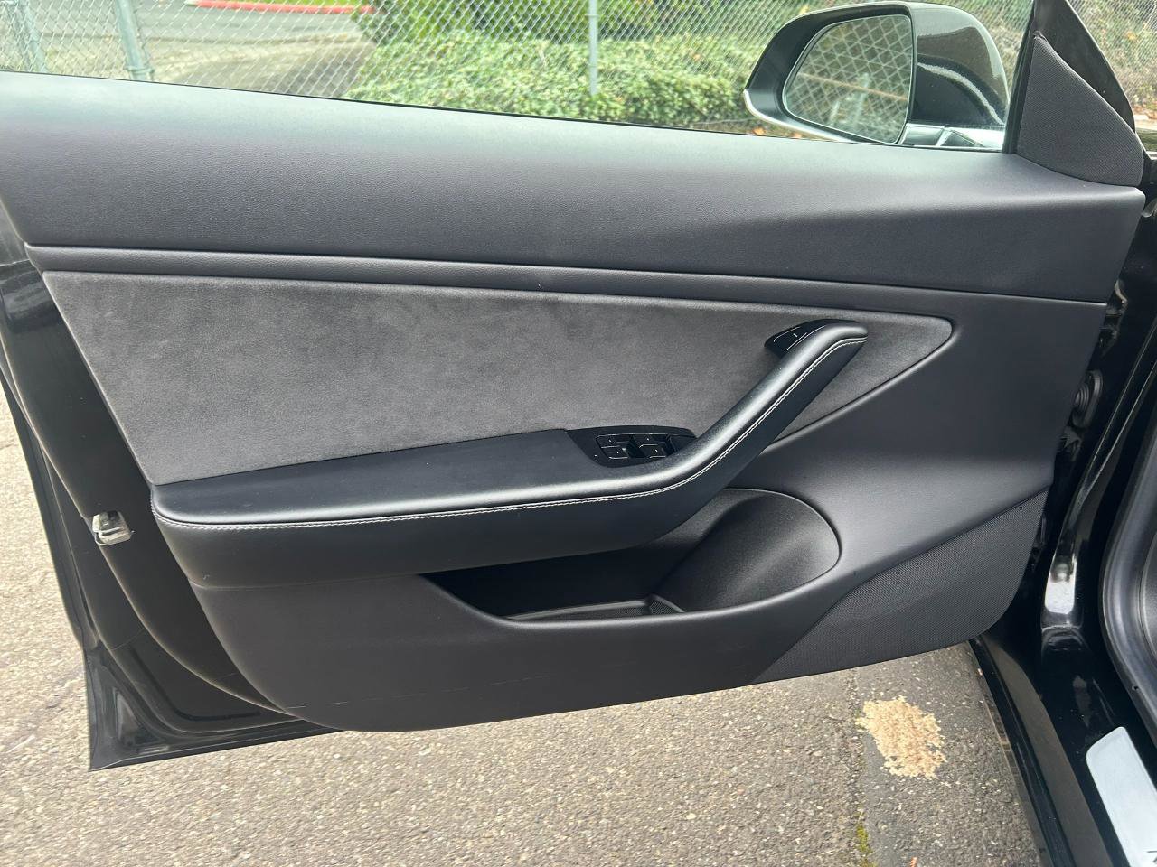 Used 2019 Tesla Model 3 Mid Range image 10