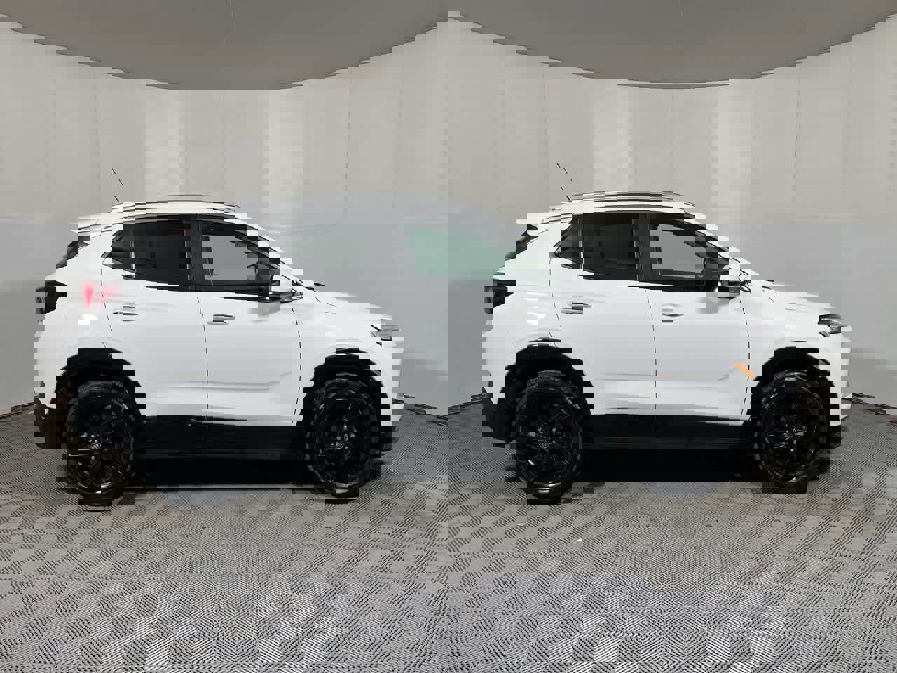 Used 2024 Buick Encore GX Sport Touring image 9