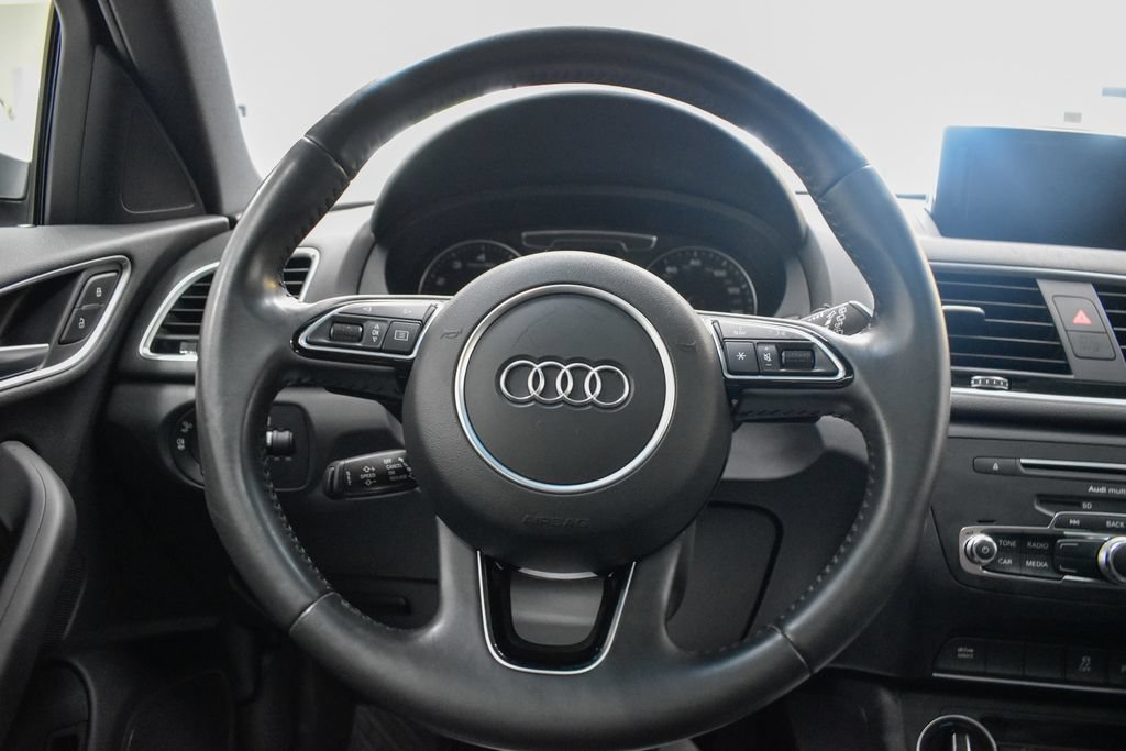 Used 2018 Audi Q3 2.0T Premium w/ Convenience Package AWD/4WD image 26