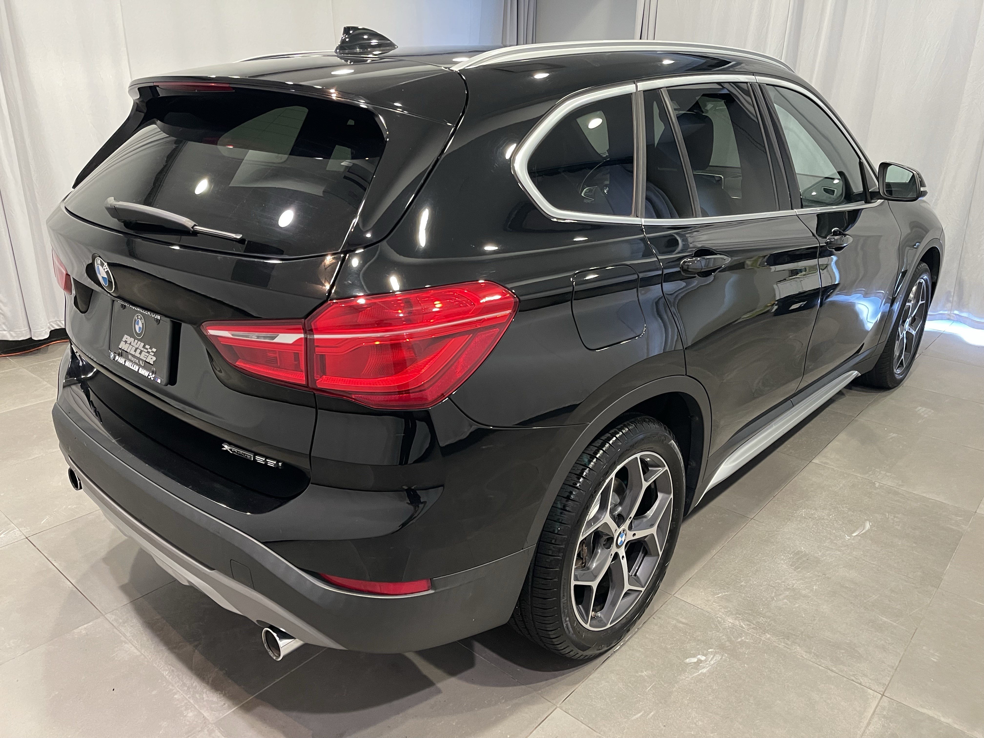 Used 2018 BMW X1 xDrive28i w/ Convenience Package AWD/4WD image 6