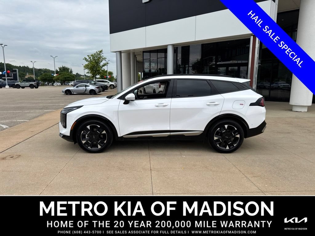 Used 2026 Kia Sportage SX FWD image 2