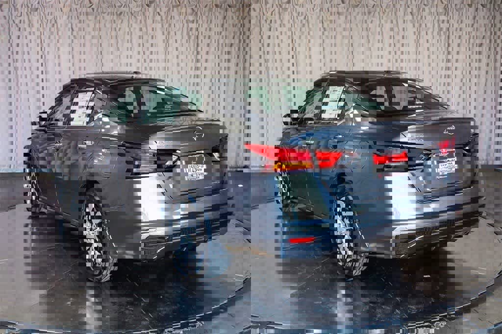 New 2025 Nissan Altima 2.5 S image 3