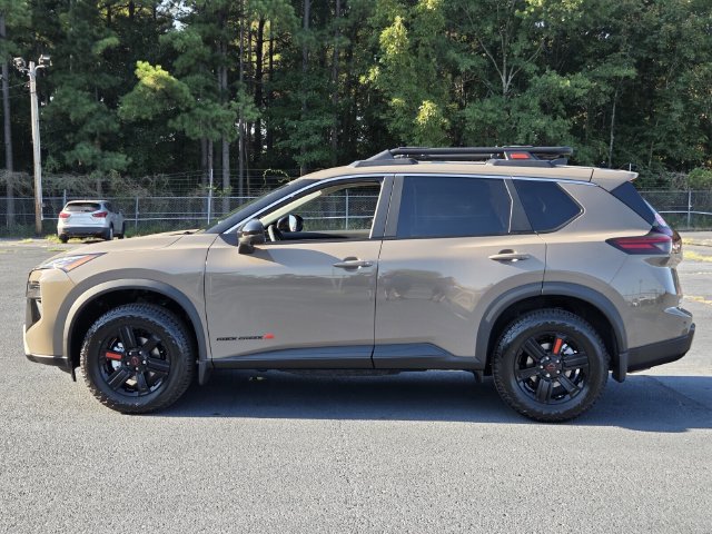 New 2026 Nissan Rogue SV AWD/4WD image 2