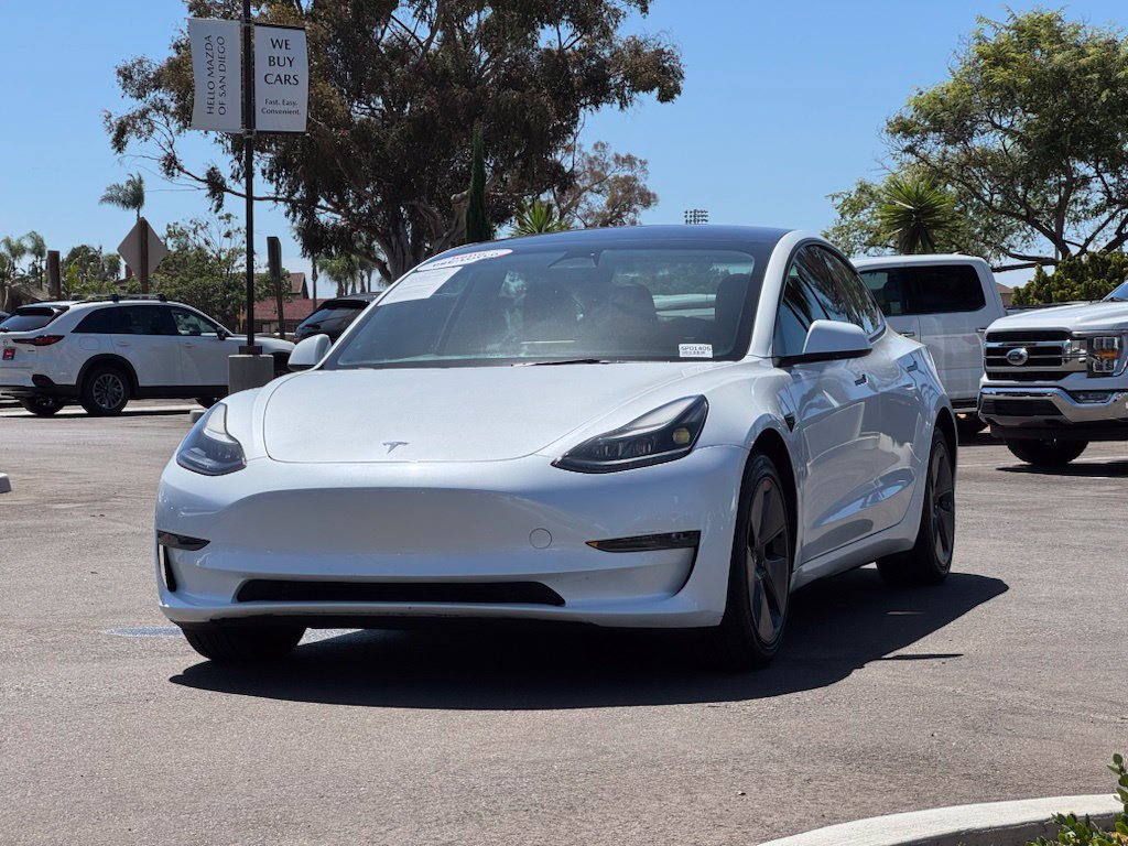 Used 2023 Tesla Model 3 Standard Range RWD image 5