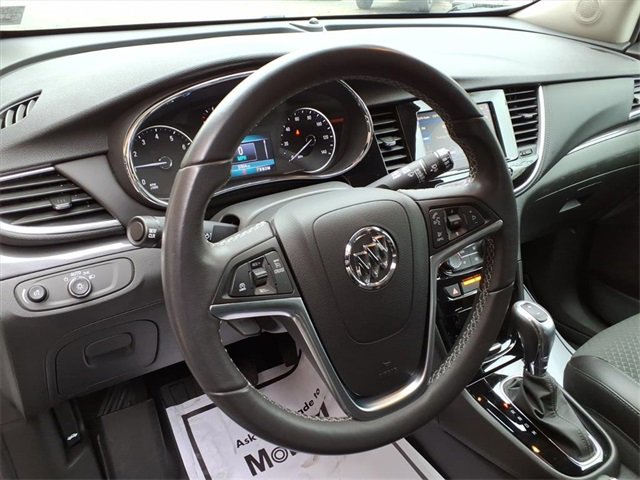 Used 2022 Buick Encore Preferred image 12