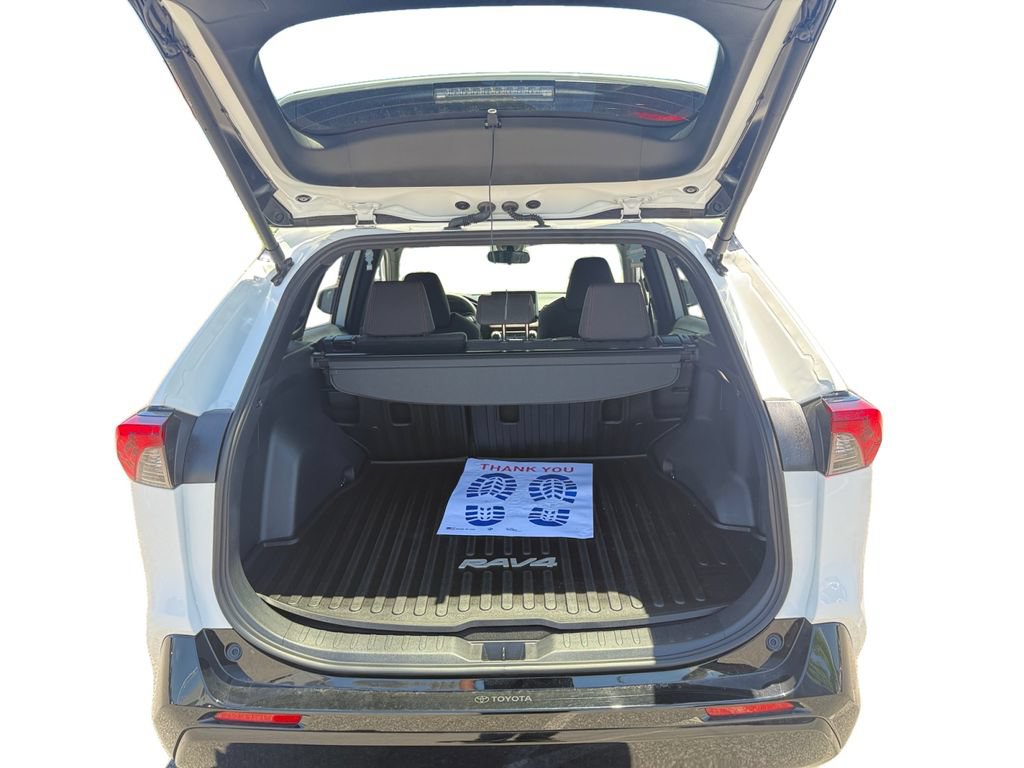Used 2024 Toyota RAV4 SE w/ Weather & Moonroof Package AWD/4WD image 13