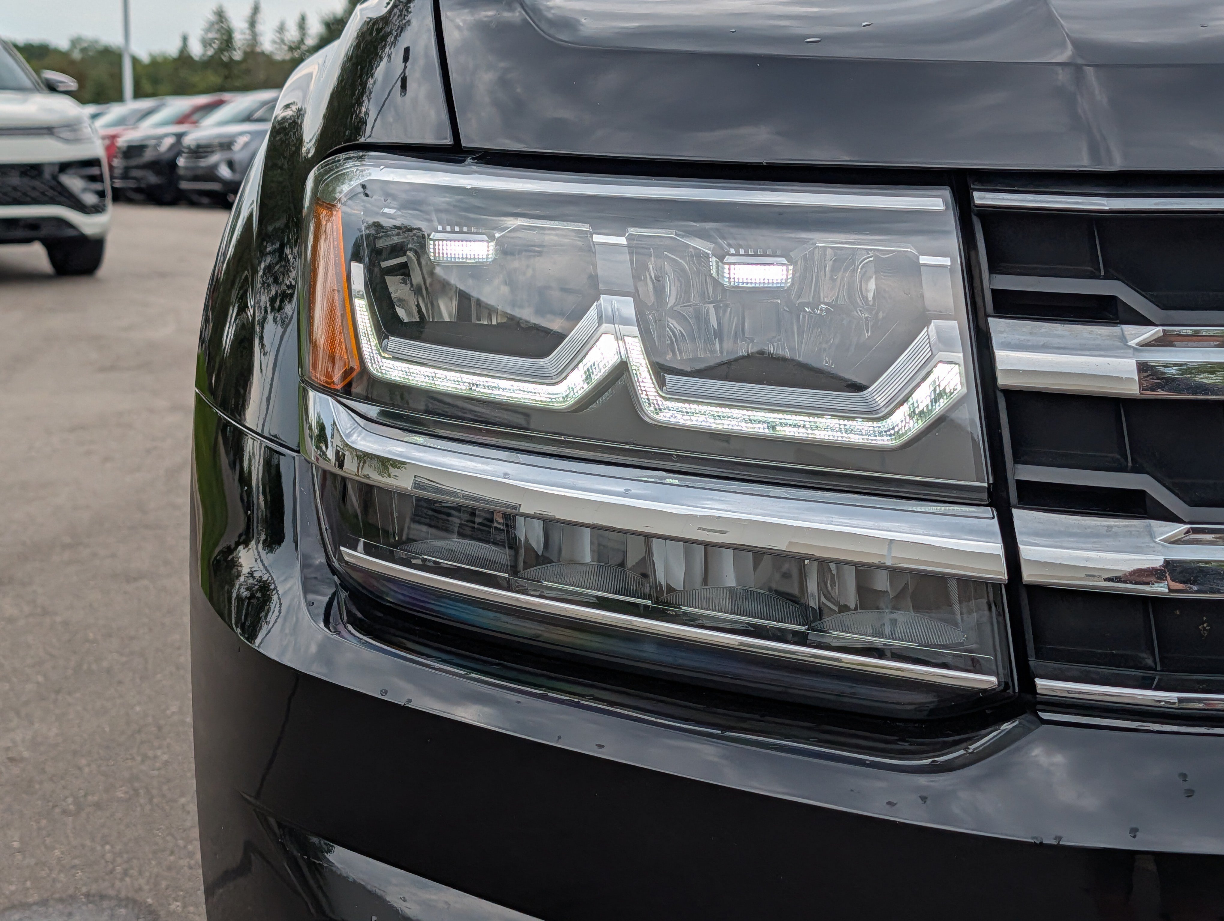 Used 2019 Volkswagen Atlas SEL AWD/4WD image 16