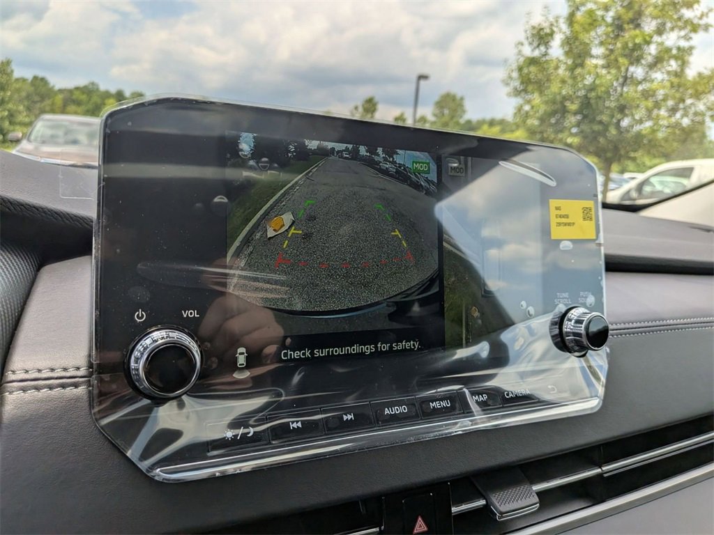 New 2025 Mitsubishi Outlander SE image 23