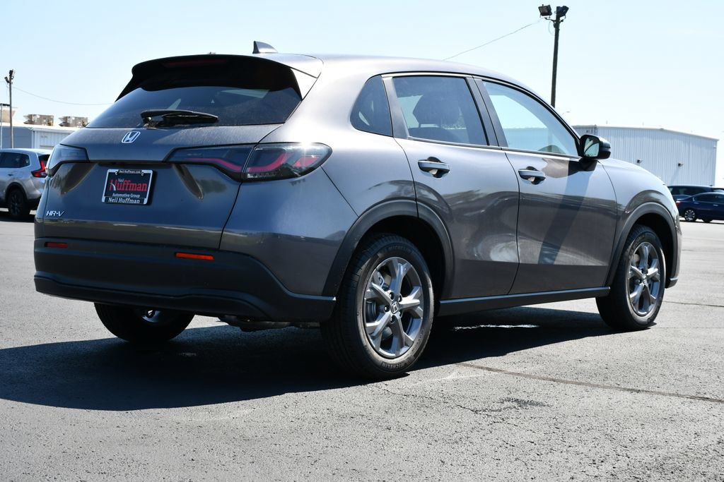 New 2027 Honda HR-V LX image 7
