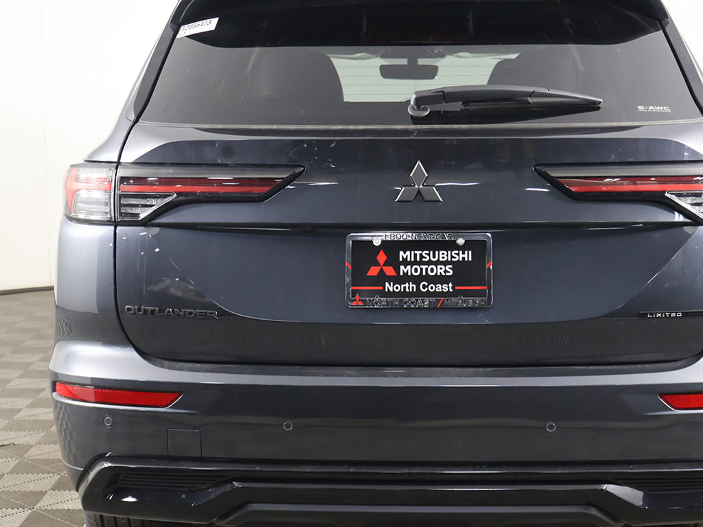 New 2026 Mitsubishi Outlander LE AWD/4WD image 15
