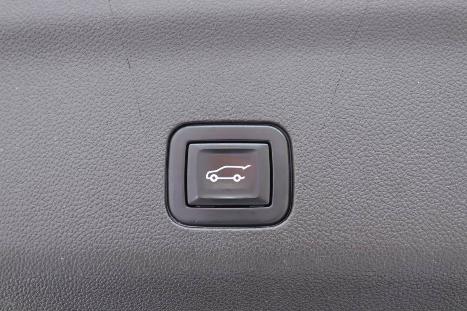 Used 2021 Chevrolet Tahoe High Country AWD/4WD image 19