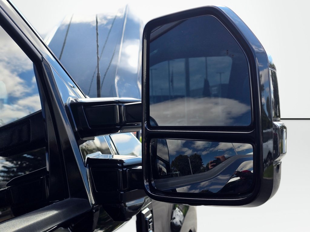 Used 2026 Ford F350 Platinum AWD/4WD image 29