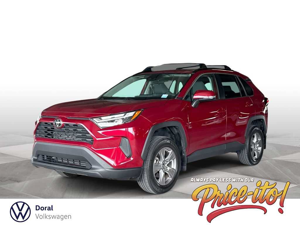 Used 2024 Toyota RAV4 XLE w/ Convenience Package FWD image 1