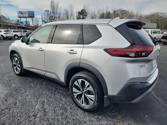Used 2021 Nissan Rogue SV image 3
