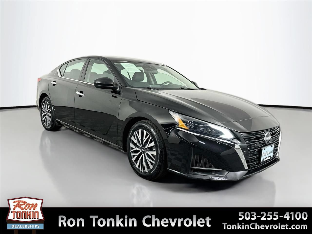 Used 2023 Nissan Altima 2.5 SV