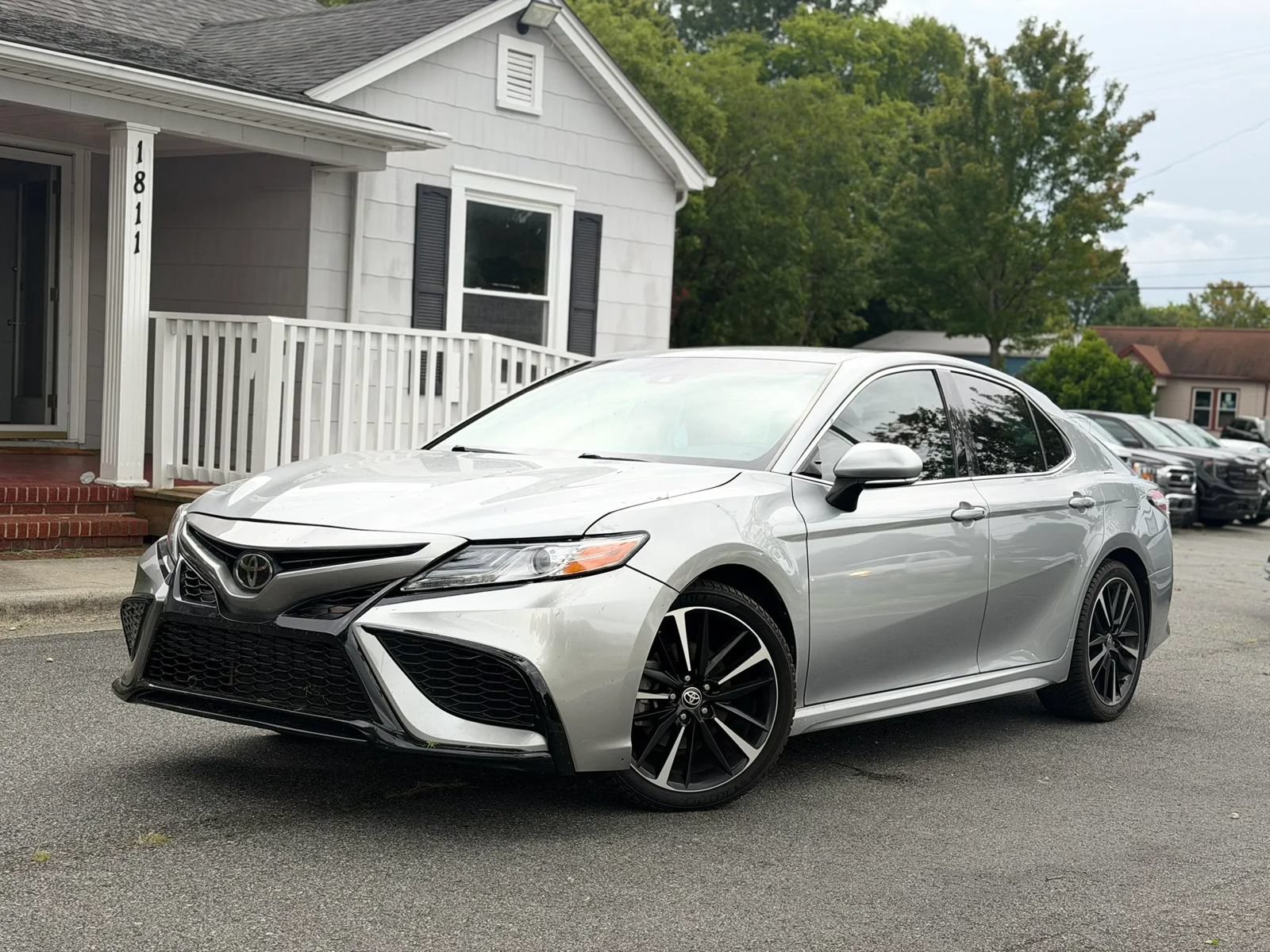 Used 2020 Toyota Camry XSE w/ Navigation Package FWD image 2