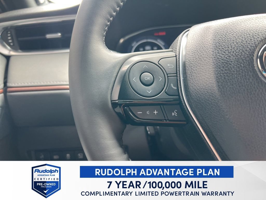 Used 2024 Toyota Venza AWD/4WD image 30