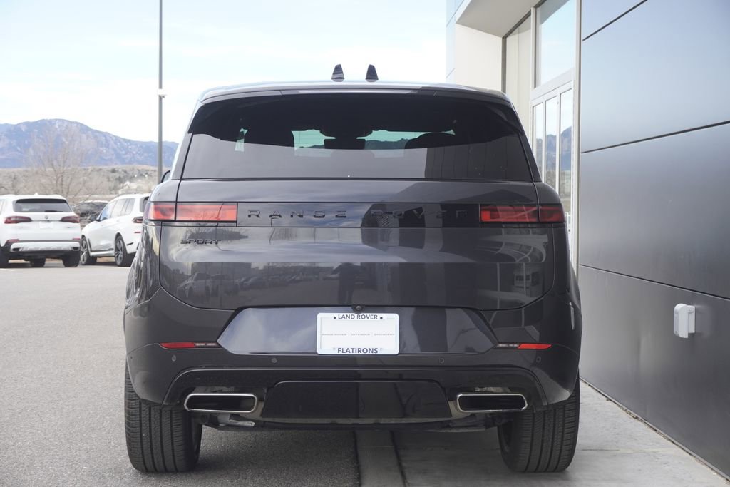 Used 2024 Land Rover Range Rover Sport Dynamic SE image 6