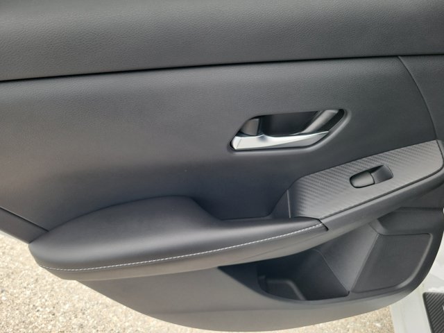 Certified 2022 Nissan Sentra SV FWD image 14