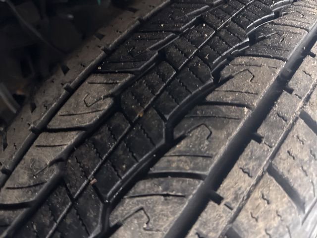 Used 2025 Chevrolet Silverado 1500 LT image 34