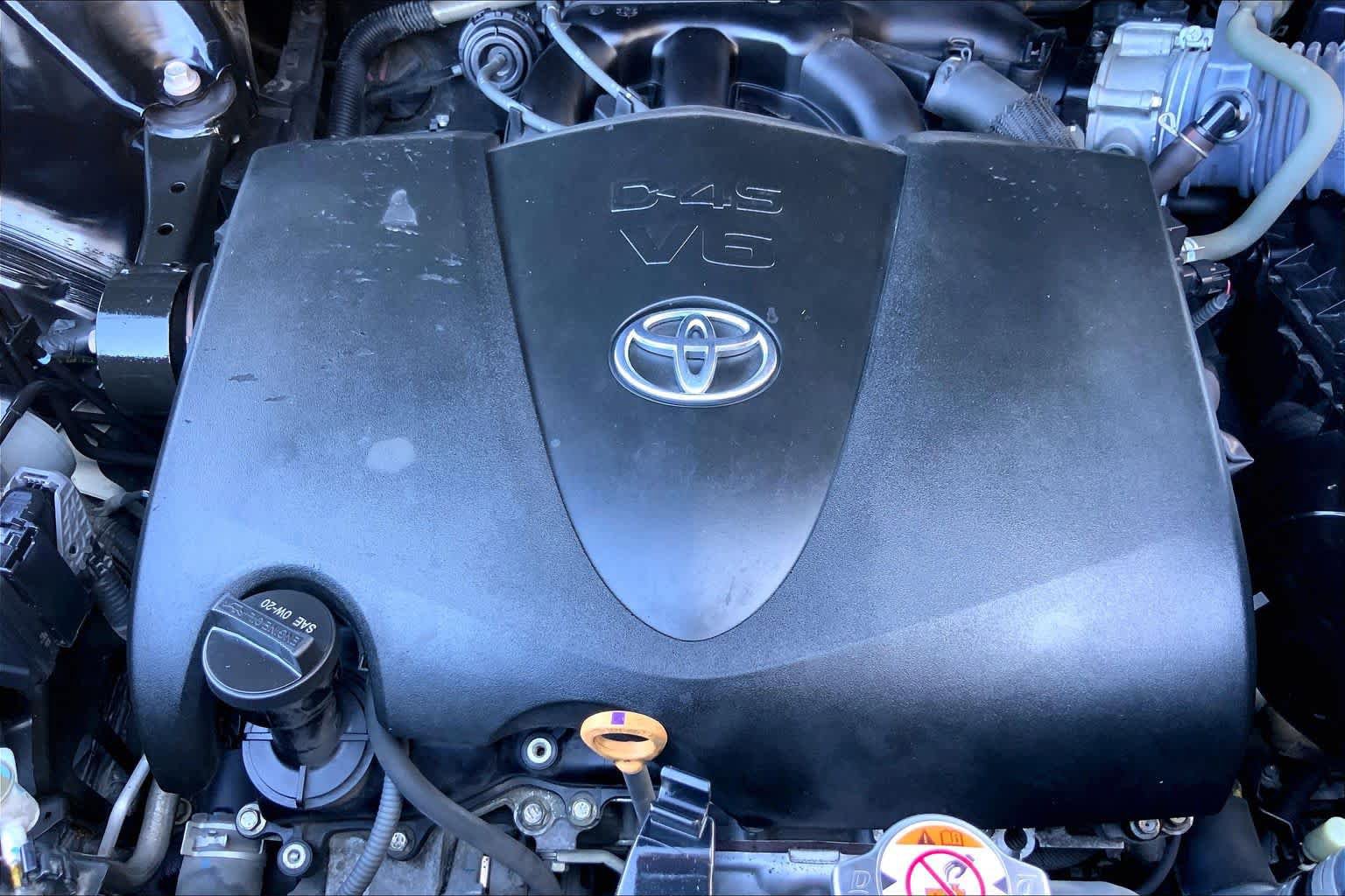 Used 2019 Toyota Highlander Limited Platinum FWD image 32