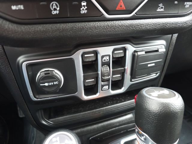 Used 2024 Jeep Wrangler Sport S image 24