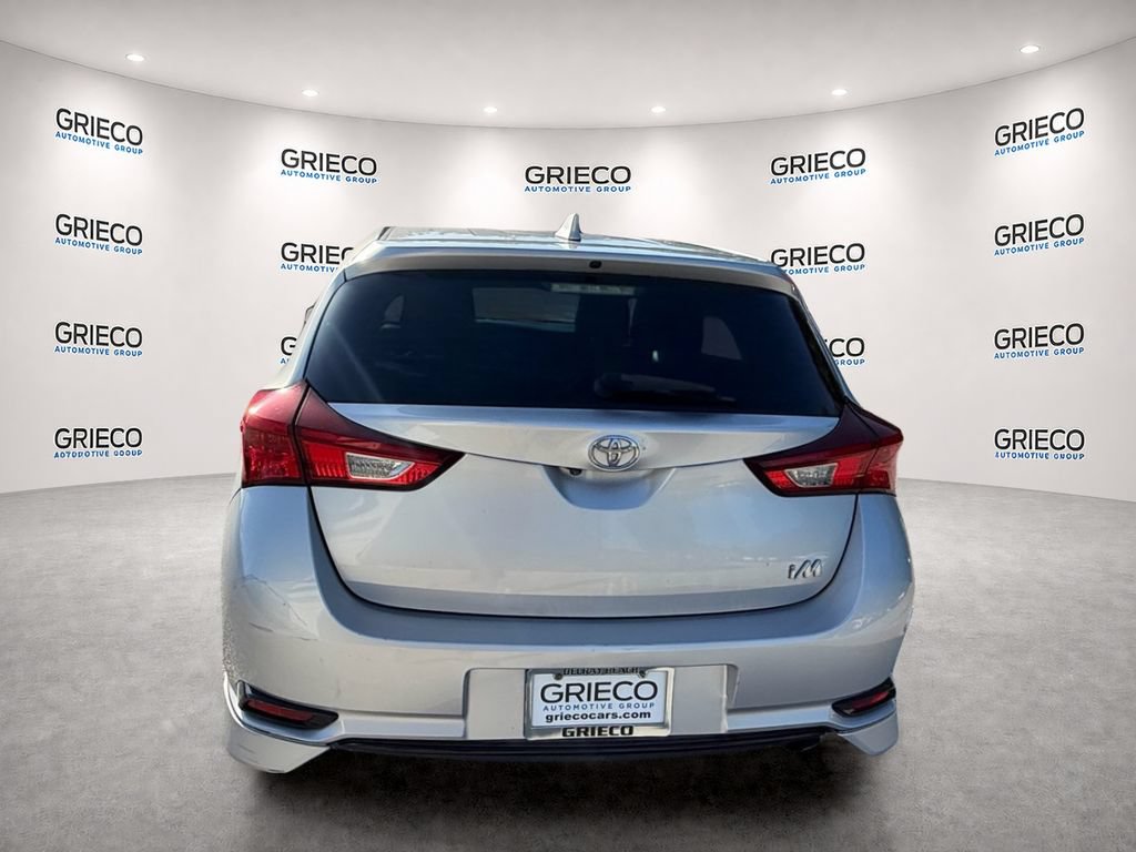 Used 2018 Toyota Corolla iM FWD image 6