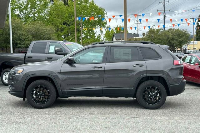 New 2023 Jeep Cherokee Altitude Lux w/ Lux Elite Package image 7