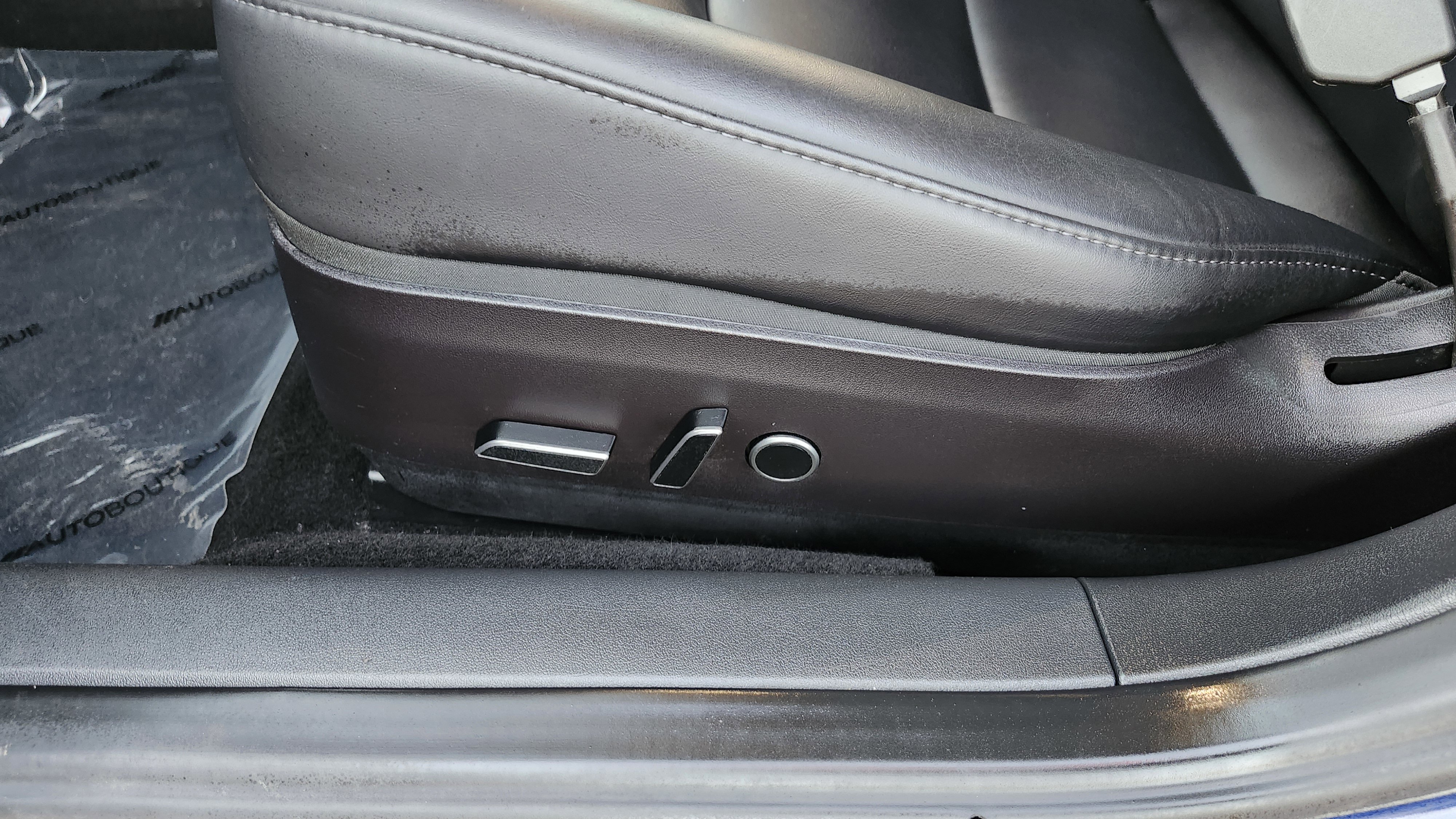 Used 2023 Tesla Model 3 Standard Range image 24