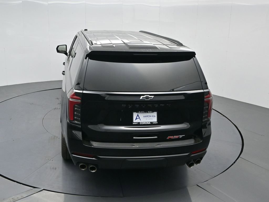 Used 2025 Chevrolet Suburban RST image 35