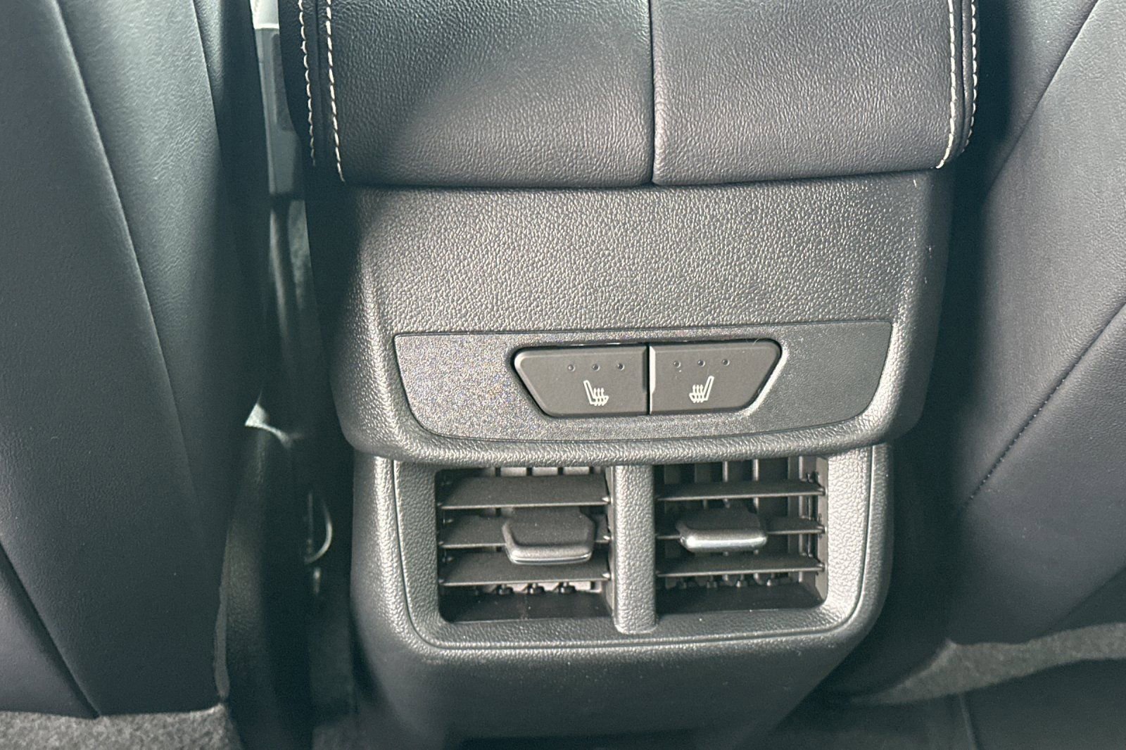 New 2026 GMC Terrain Elevation w/ Elevation Premium Package image 13